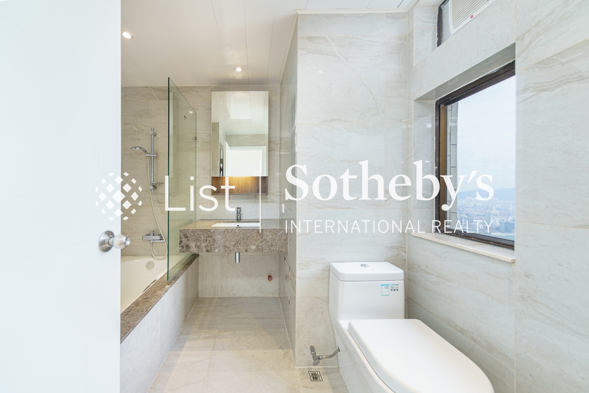 Peak Gardens 山頂花園 | Second En-suite Bathroom