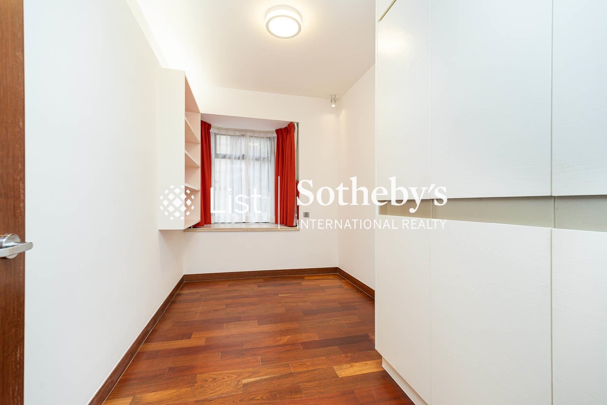 Elm Tree Towers 愉富大廈 | Third Bedroom