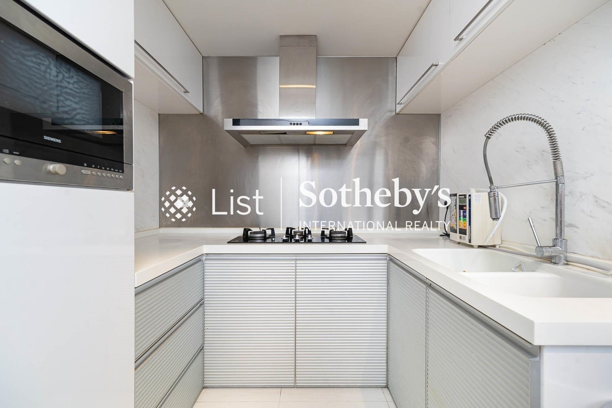 Elm Tree Towers 愉富大廈 | Kitchen