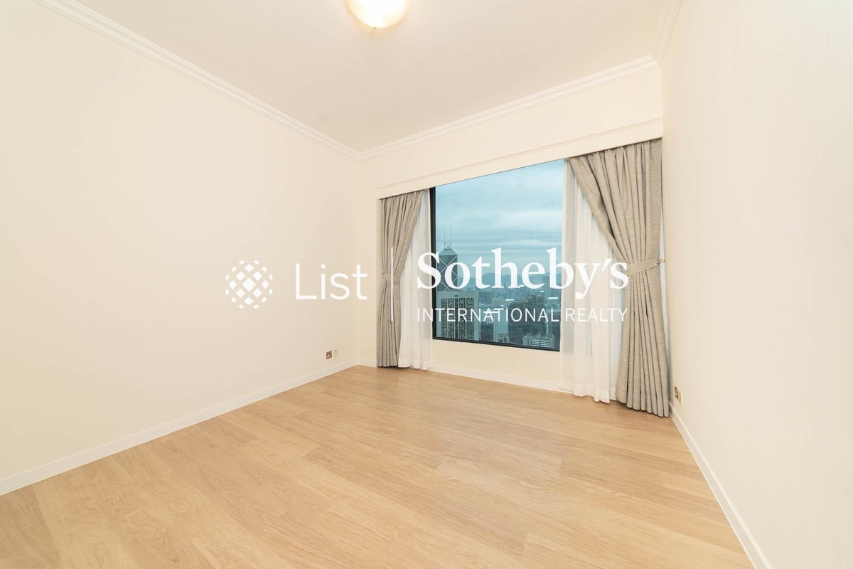 The Harbourview 港景別墅 | Second Bedroom