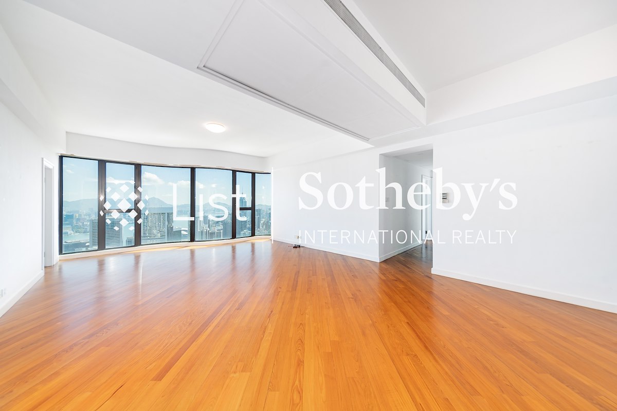The Harbourview 港景別墅 | Living and Dining Room