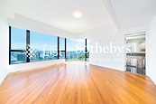The Harbourview 港景別墅 | Master Bedroom