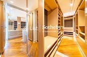 The Harbourview 港景別墅 | Walk-in Closet in Master Bedroom