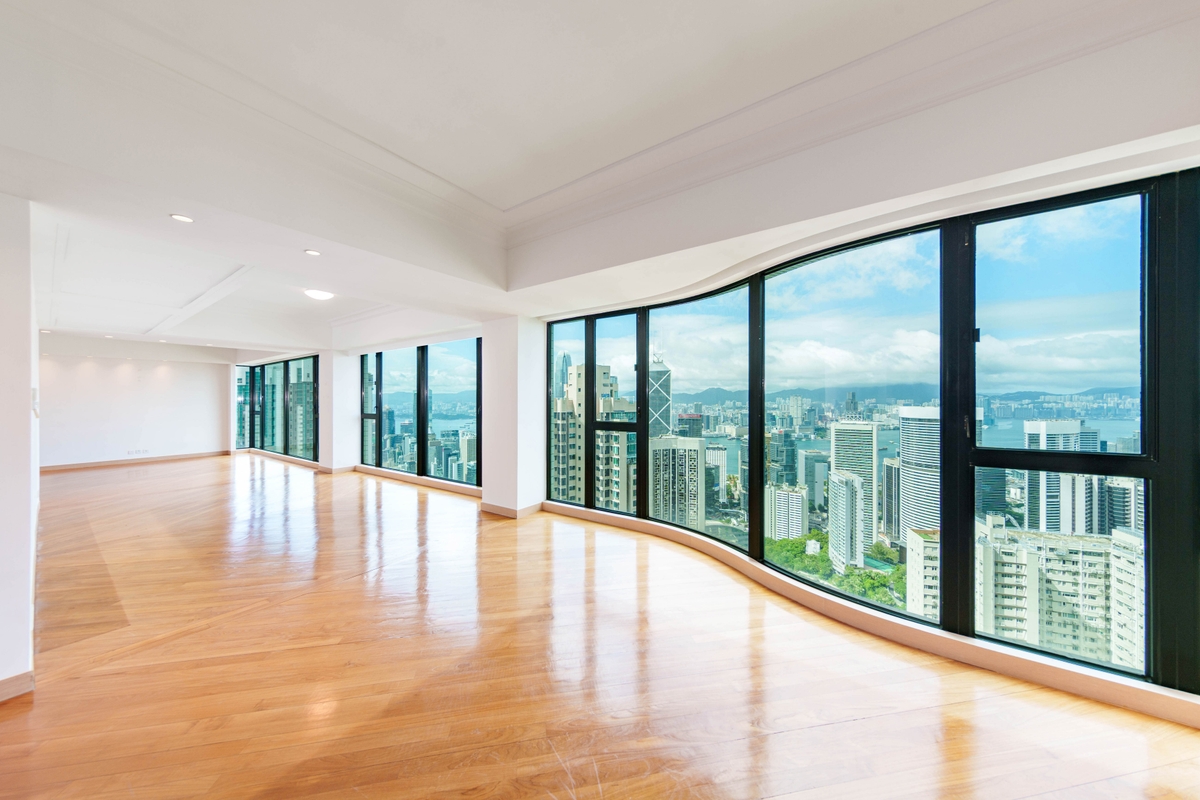 The Harbourview 港景別墅 | Living and Dining Room