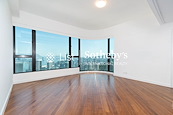 The Harbourview 港景別墅 | Master Bedroom