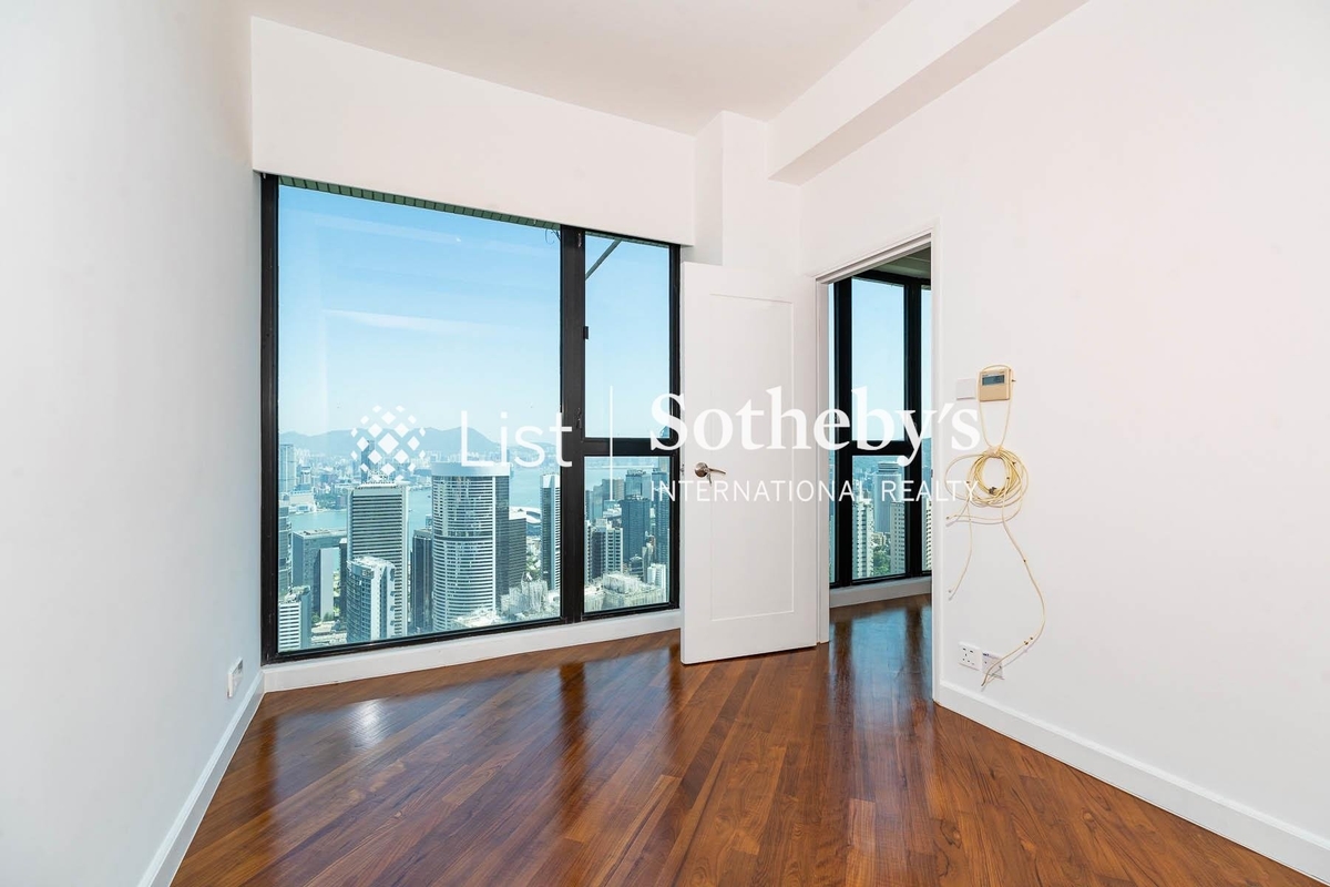 The Harbourview 港景別墅 | Fourth Bedroom
