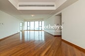 The Harbourview 港景別墅 | Living Area