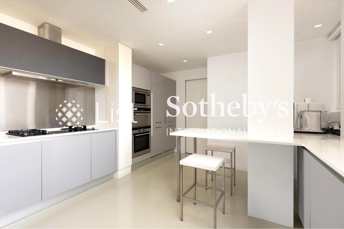 Vivian Court 瑞燕大廈 | Kitchen