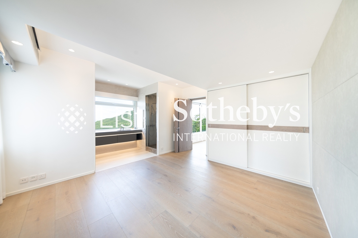 Vivian Court 瑞燕大厦 | Master Bedroom