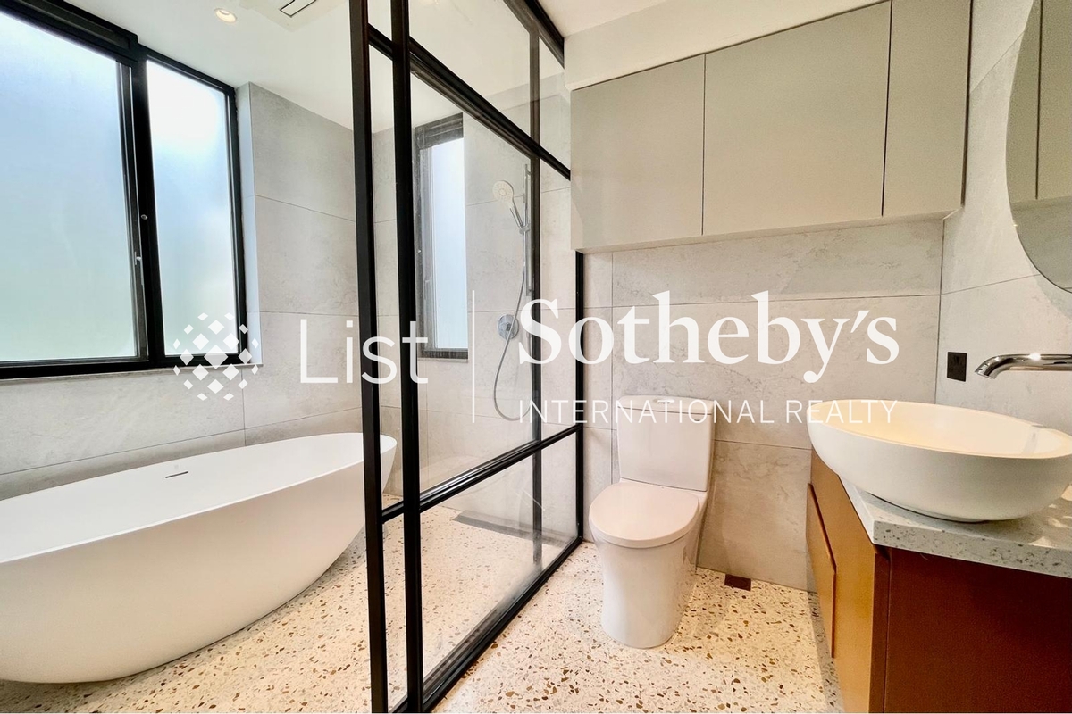 Kellett Heights 嘉利別墅 | Guest Bathroom