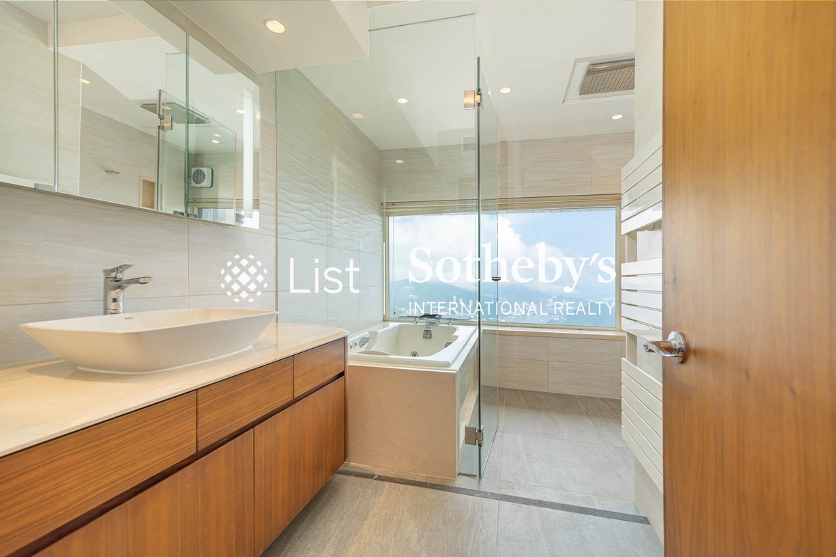 Mountain Lodge 崑廬 | Master Bathroom