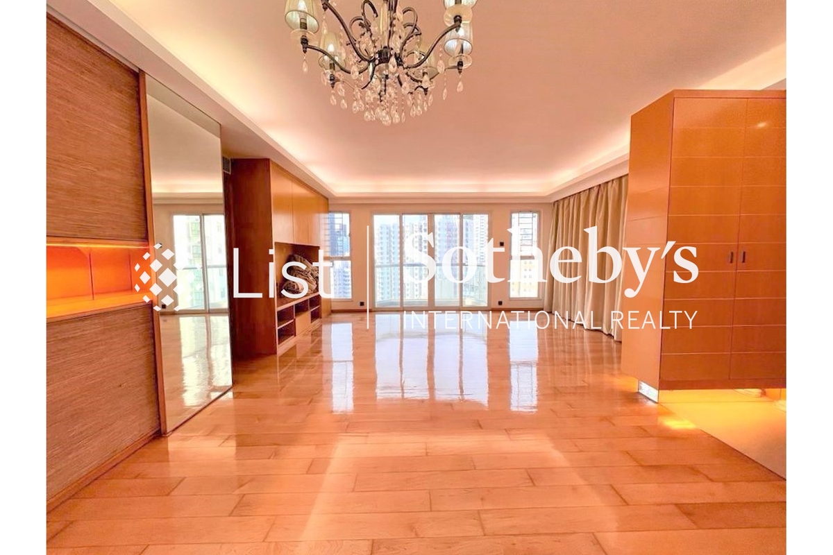 Jolly Villa 竹麗苑 | Living and Dining Room