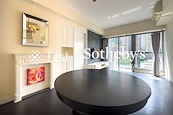 Serenade 上林 |  Living and Dining Room