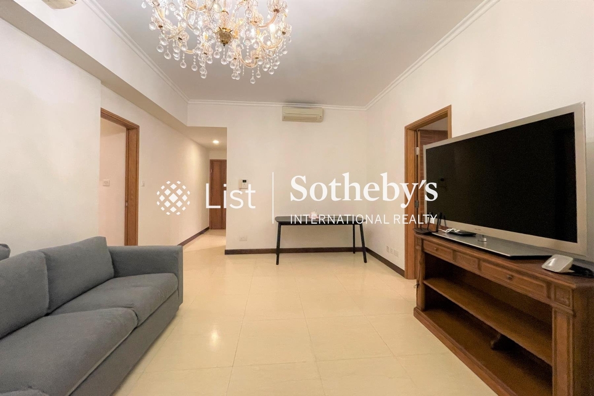 Serenade 上林 | Living and Dining Room