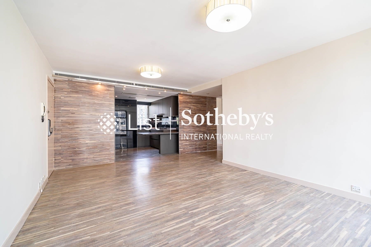 Grand Deco Tower 帝后臺 | Living and Dining Room