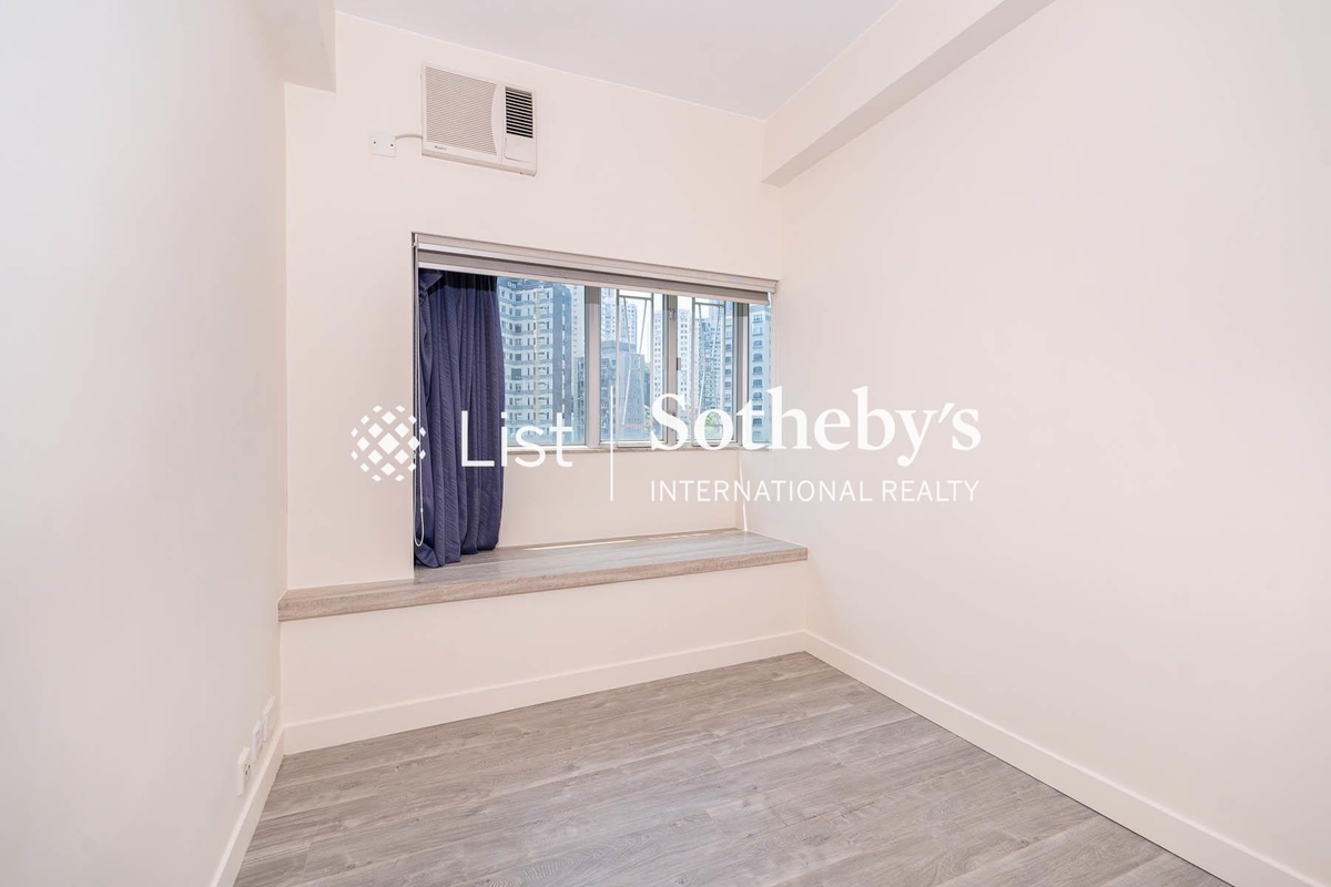 Grand Deco Tower 帝后臺 | Second Bedroom