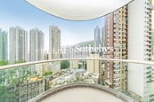 Wah Fung Mansion 華峯樓 | Balcony off Living Area