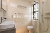 Wah Fung Mansion 華峯樓 | Third En-suite Bathroom