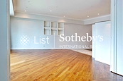 Carnation Court 康馨園 | Living and Dining Room