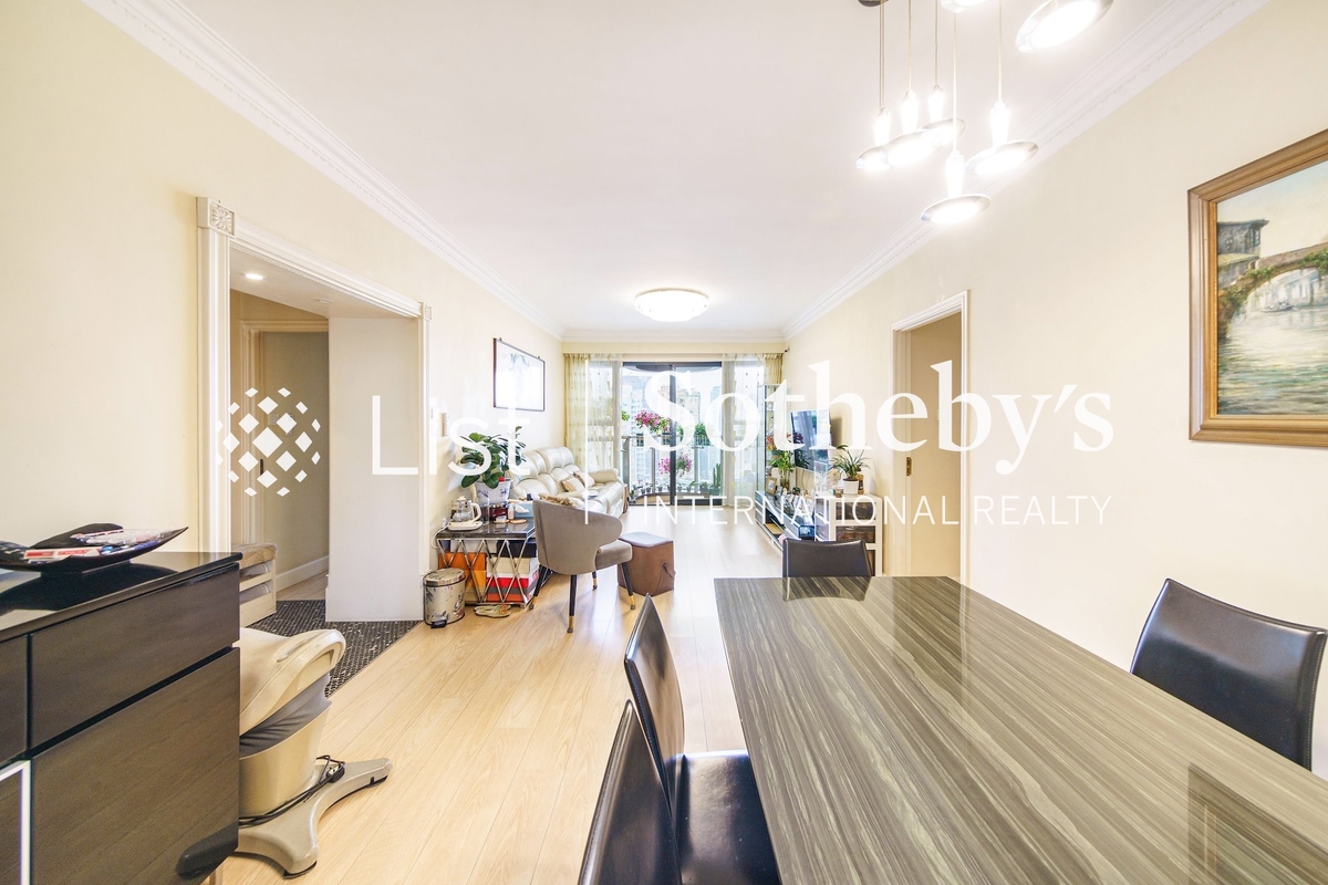 Beverly Hill 比華利山 | Living and Dining Room