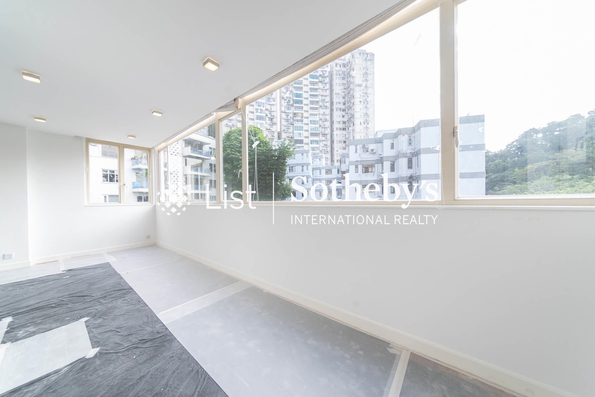 Loong Fung Terrace 龍風臺 | Living and Dining Room