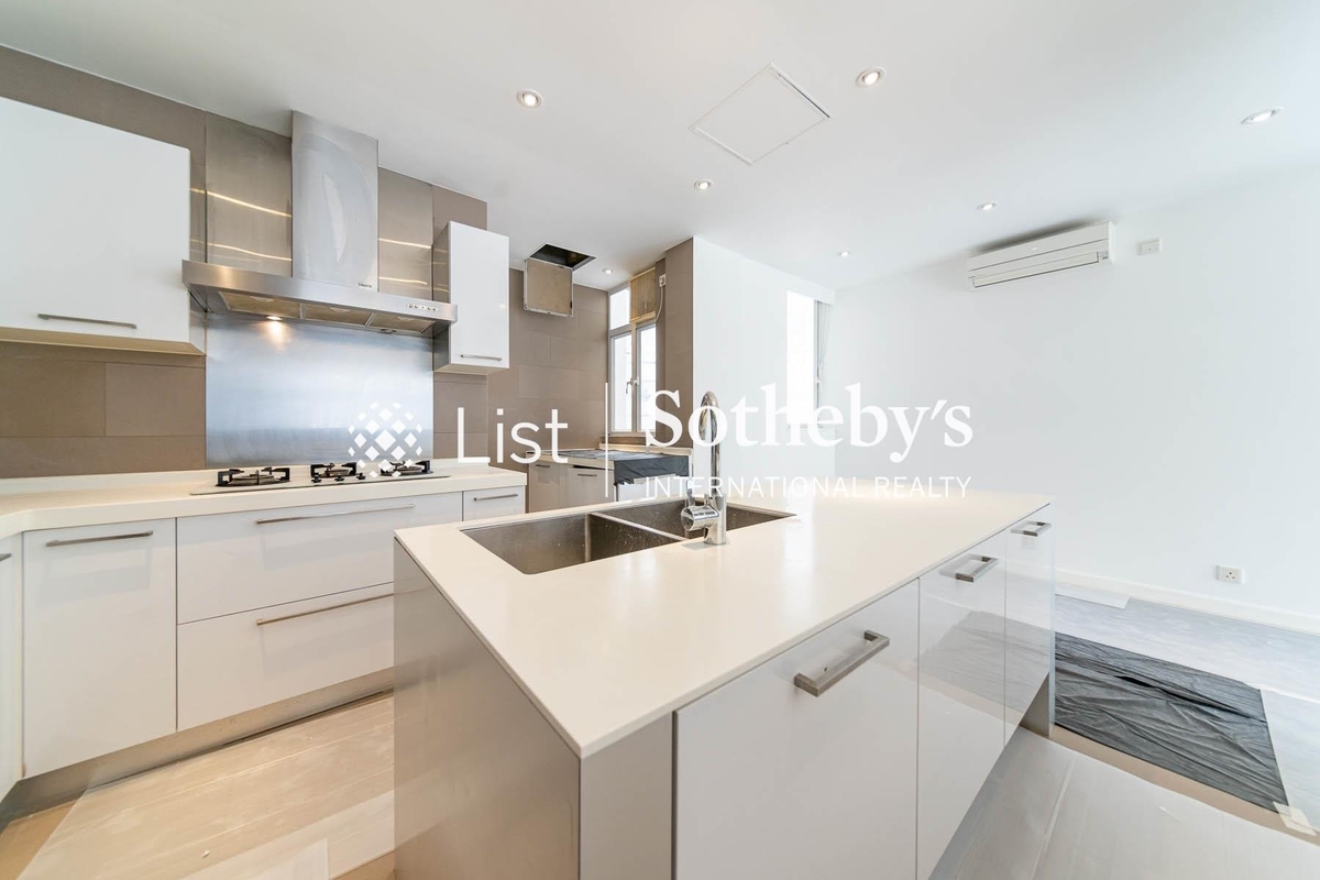 Loong Fung Terrace 龍風臺 | Kitchen