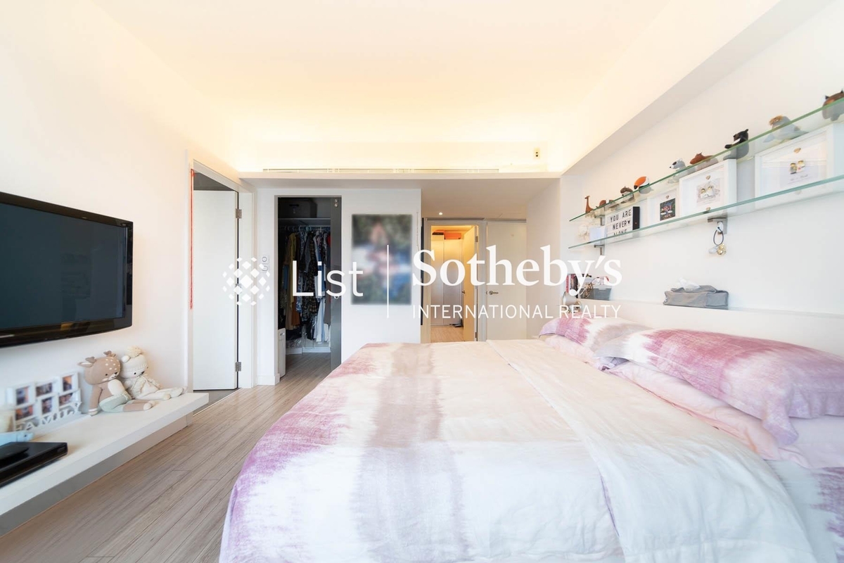 Swiss Towers 瑞士花園 | Master Bedroom