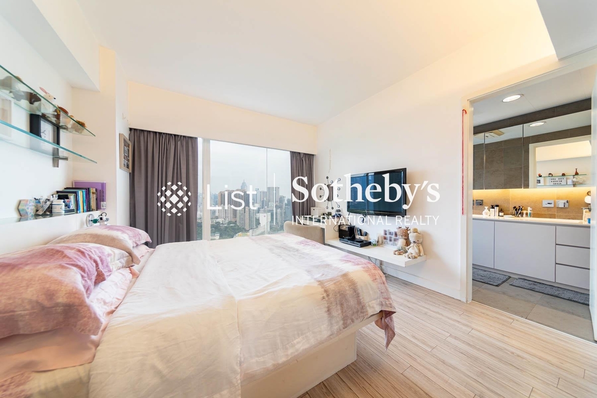 Swiss Towers 瑞士花園 | Master Bedroom