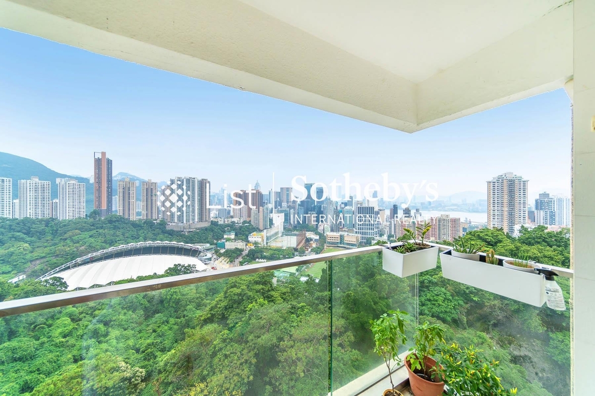 Swiss Towers 瑞士花園 | View from Living and Dining Room