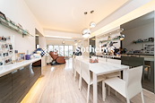 Swiss Towers 瑞士花園 | Living and Dining Room
