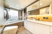 Swiss Towers 瑞士花園 | Master Bathroom