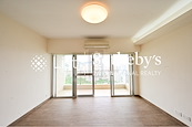 Swiss Towers 瑞士花園 | Living and Dining Room