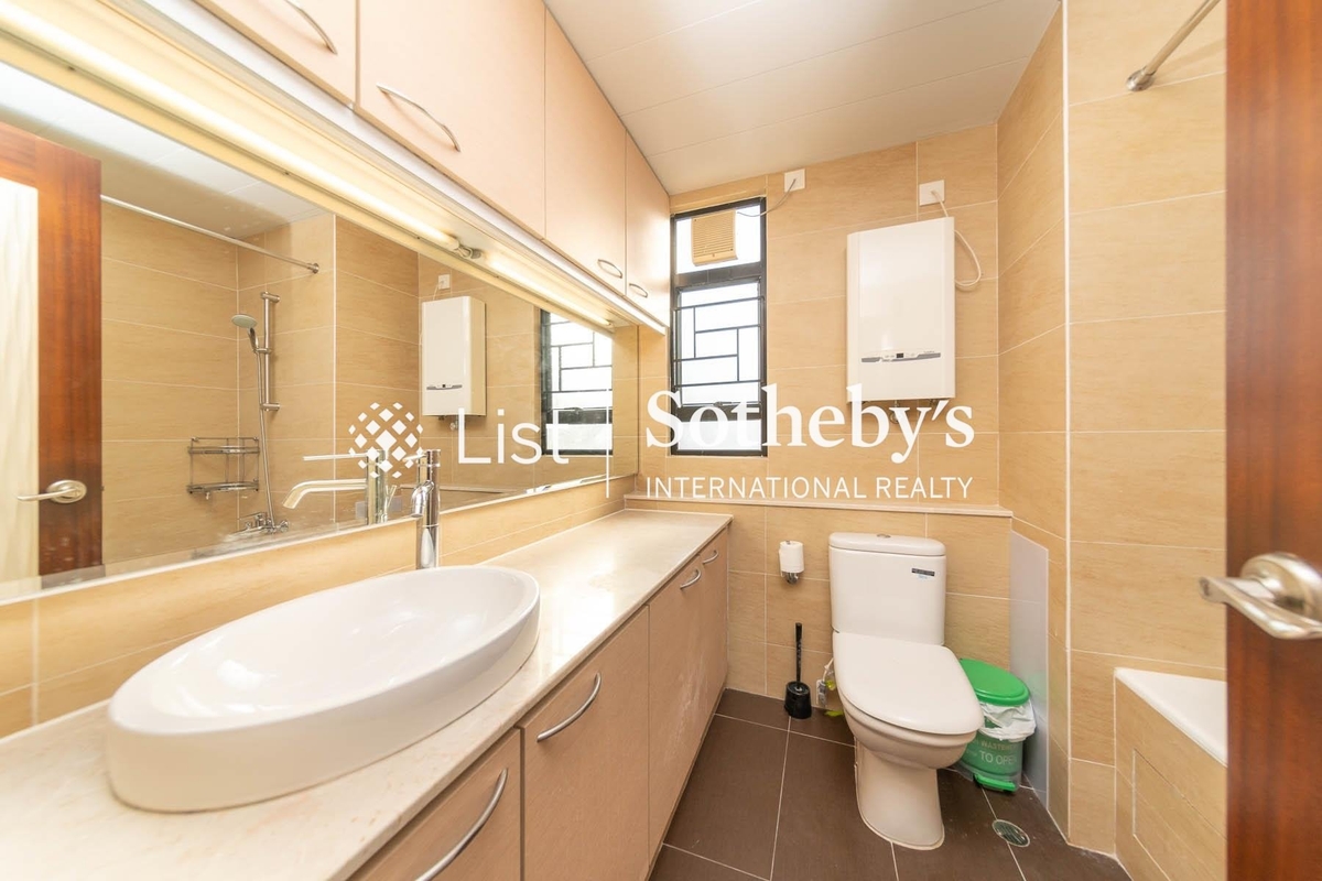 Beverly Hill 比華利山 | Guest Bathroom