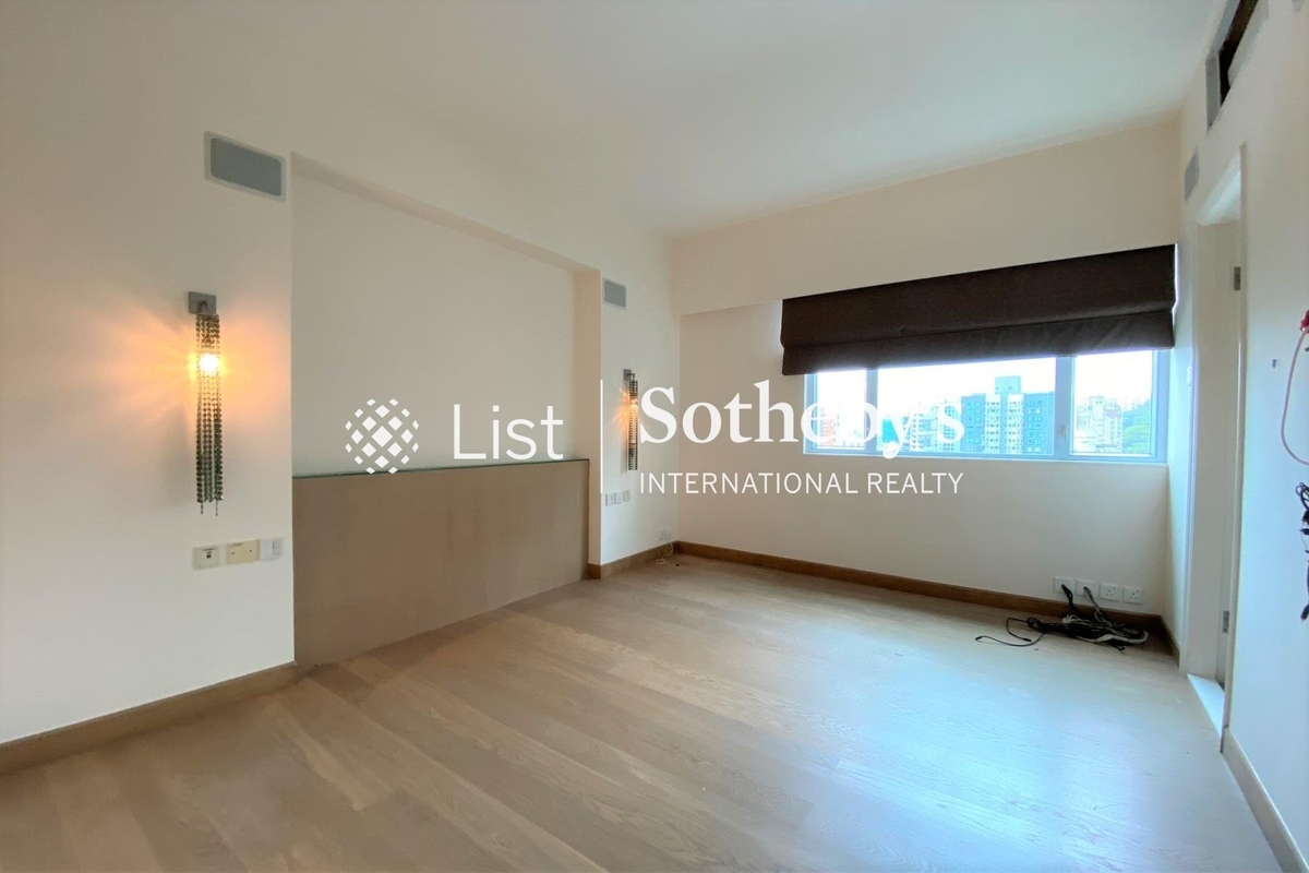 Swiss Towers 瑞士花園 | Master Bedroom