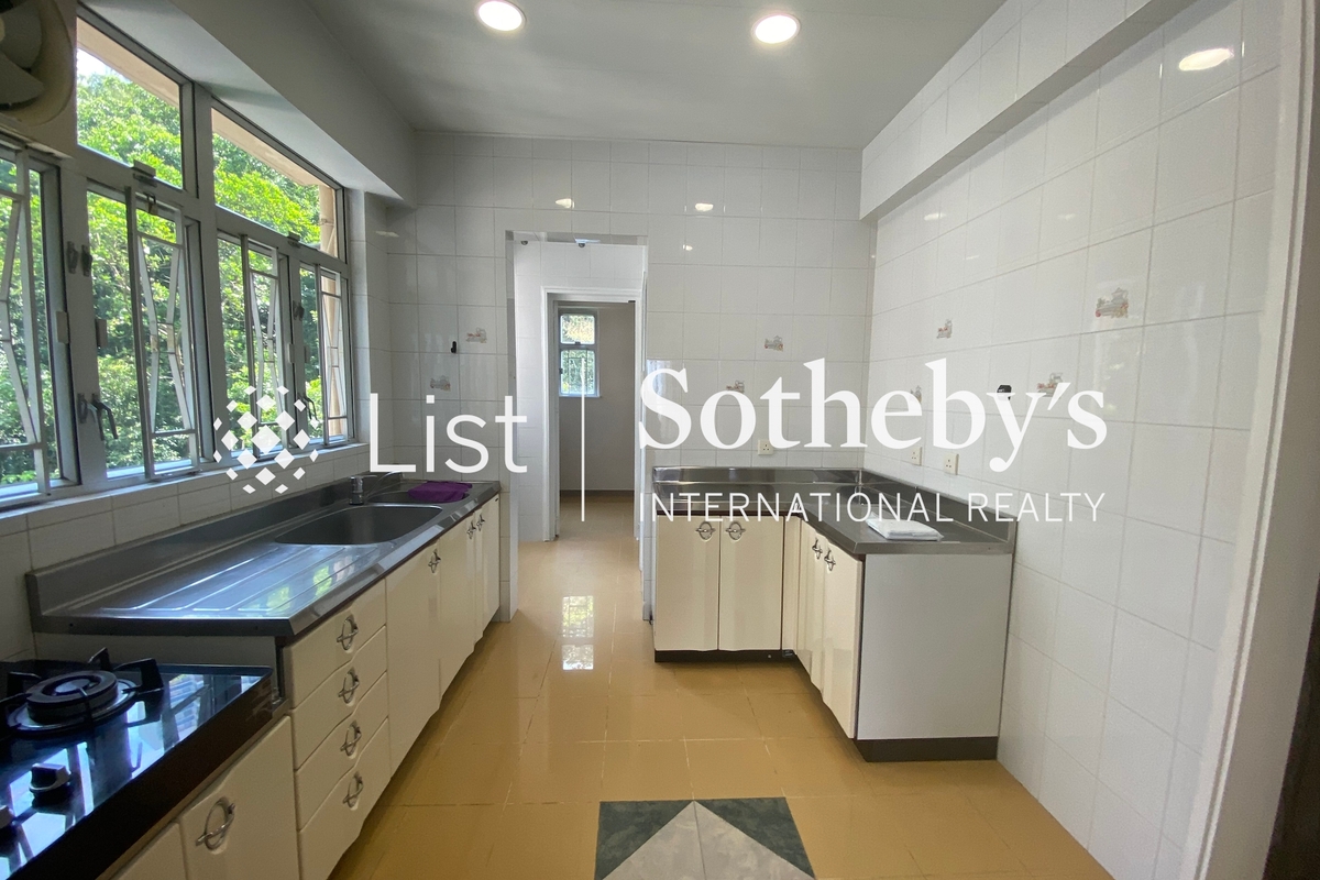 Swiss Towers 瑞士花园 | Kitchen