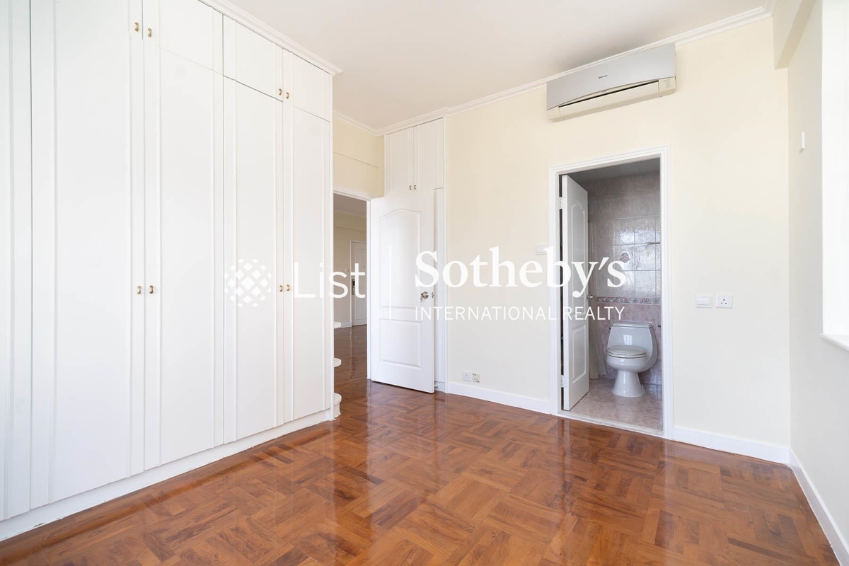 Jardine's Lookout Garden Mansion 渣甸山花園大廈 | Master Bedroom