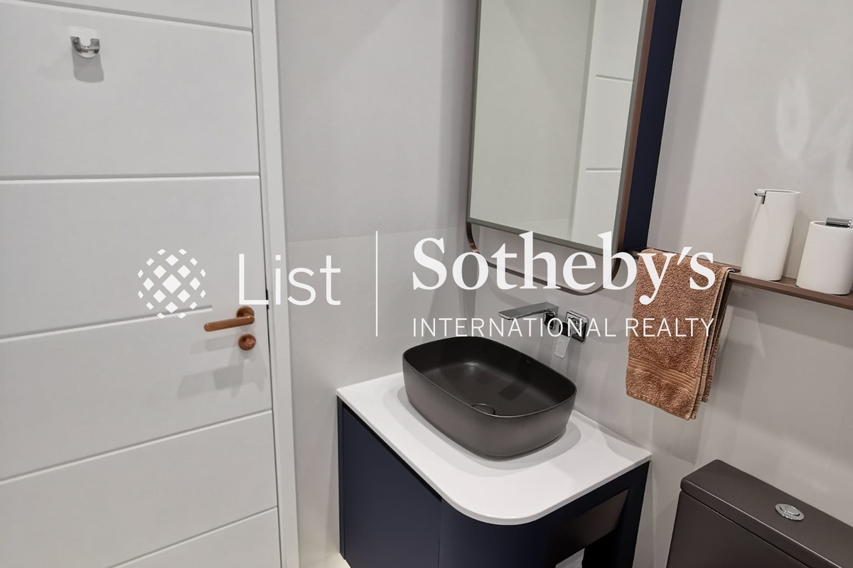 Beverly Hill 比華利山 | Guest Bathroom