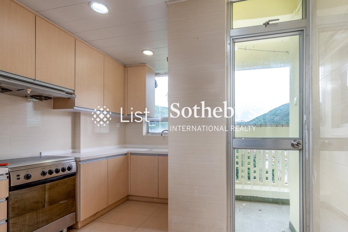 Marlborough House 保祿大廈 | Kitchen