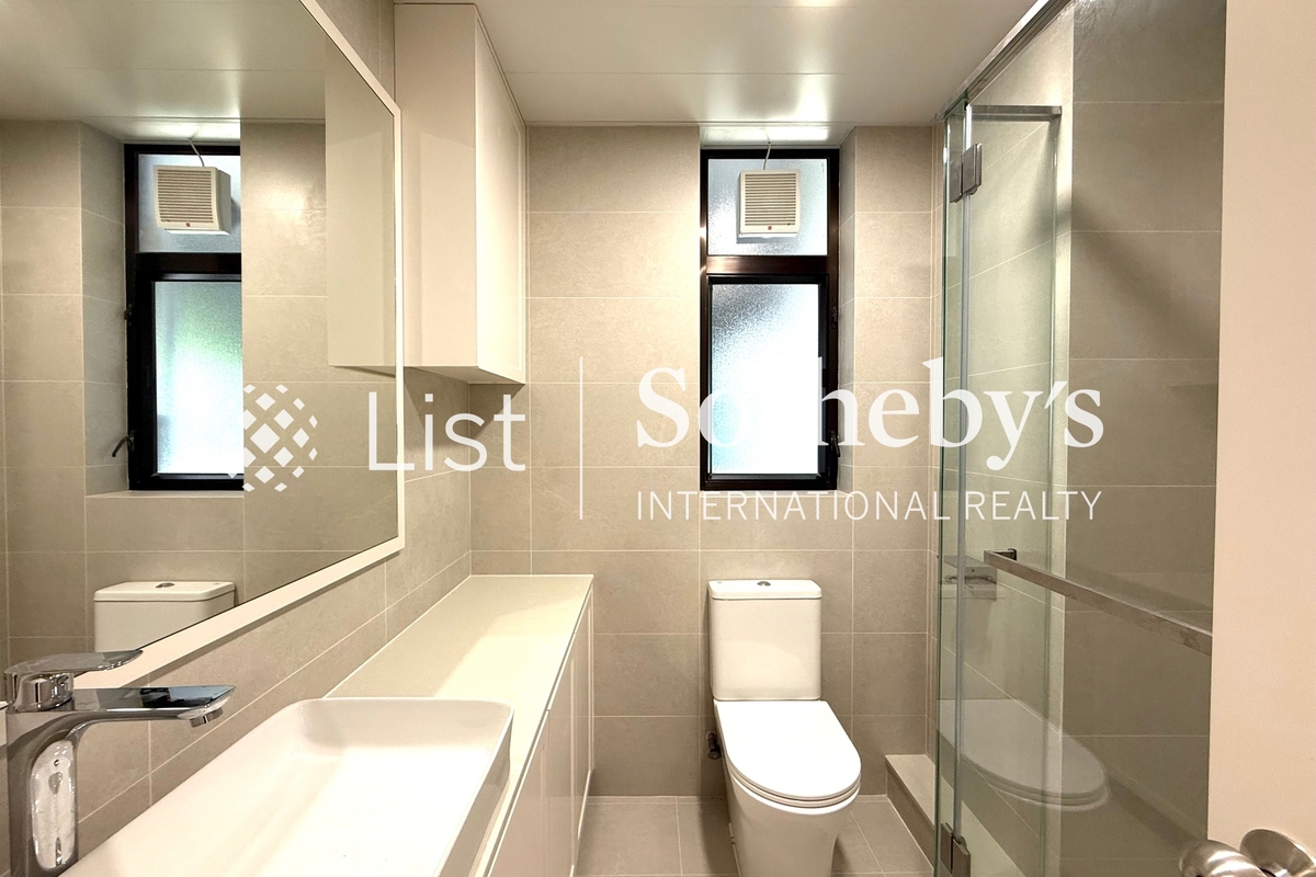 Marlborough House 保禄大厦 | Master Bathroom