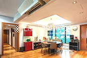 Winfield Building 雲暉大廈 | Living and Dining Room