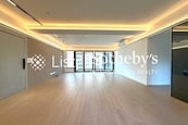 Winfield Building 云晖大厦 | Living and Dining Room