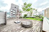 Winfield Building 雲暉大廈 | Private Roof Terrace