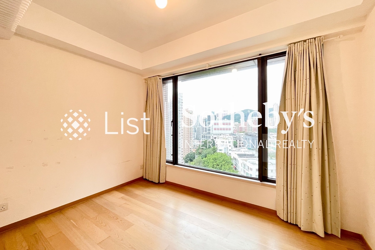 Winfield Building 雲暉大廈 | Master Bedroom