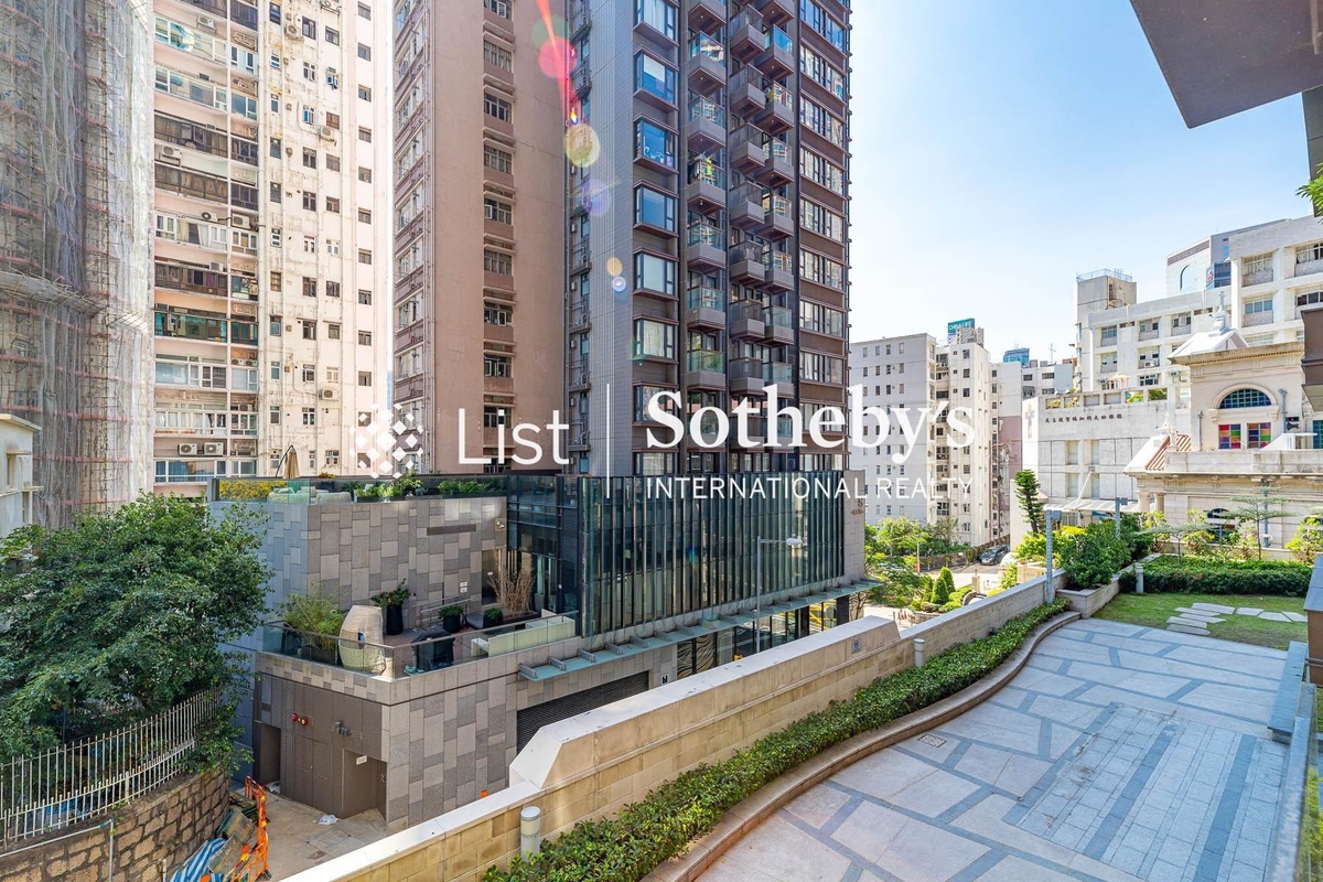 Winfield Building 雲暉大廈 | View from the Balcony