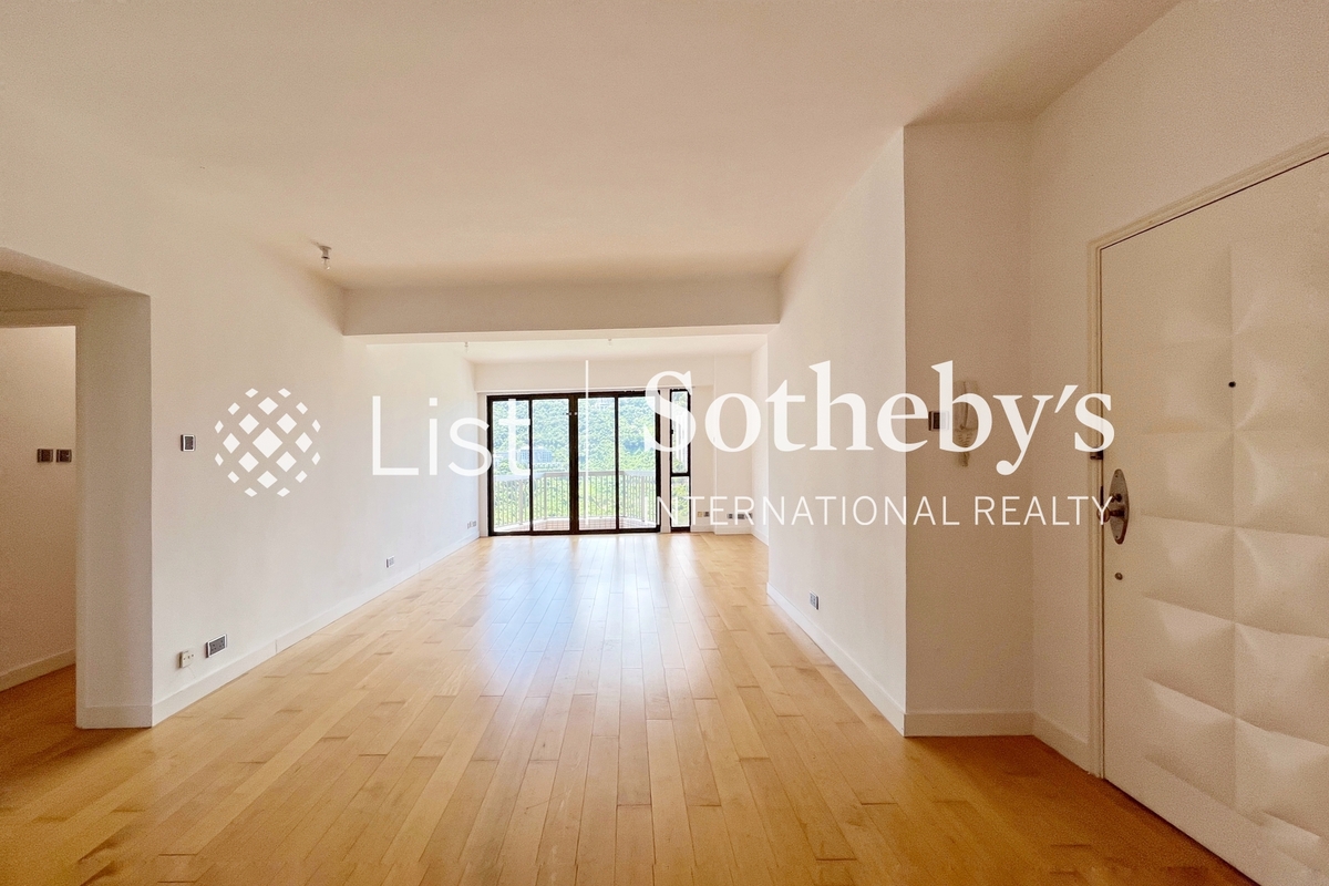 Ventris Place 雲地利台 | Living and Dining Room