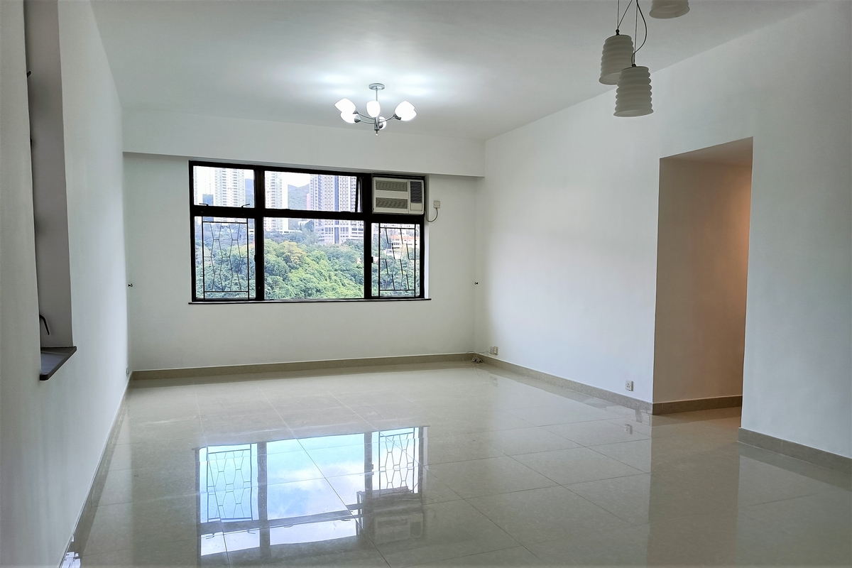 Villa Rocha 樂翠台 |  Living and Dining Room