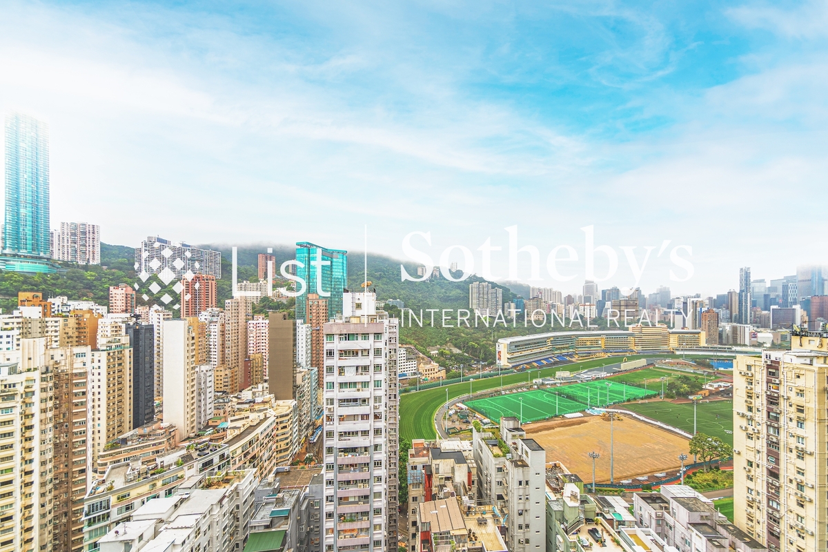 Ventris Place 雲地利台 | View from Living and Dining Room