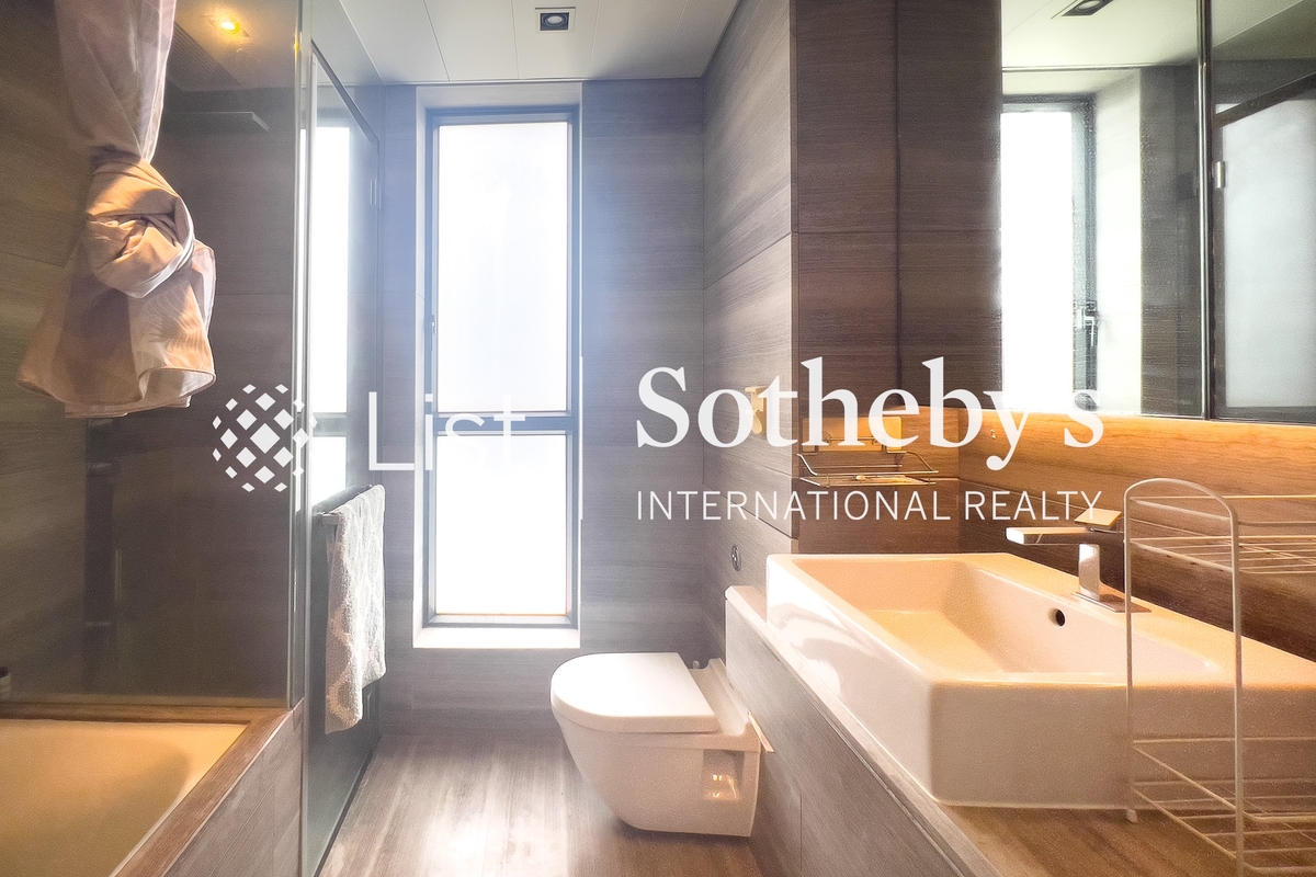 Broadwood Twelve 樂天峰 | Master Bathroom