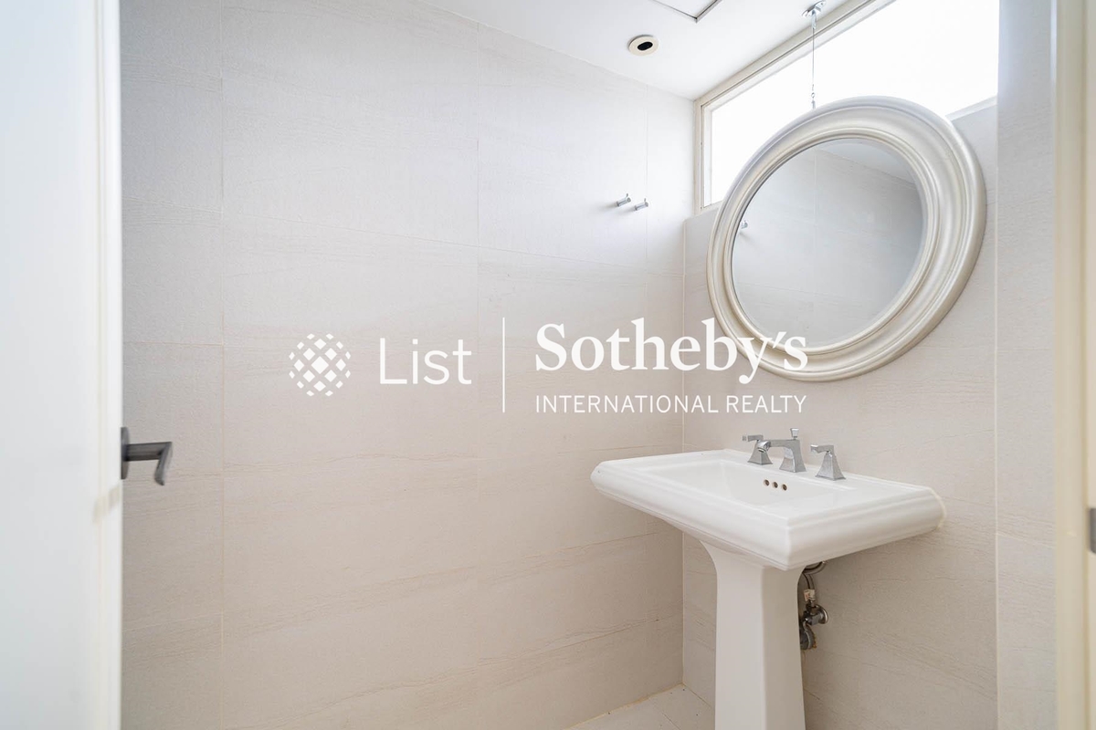 Goodview Garden 豐景台 | Guest Powder Room