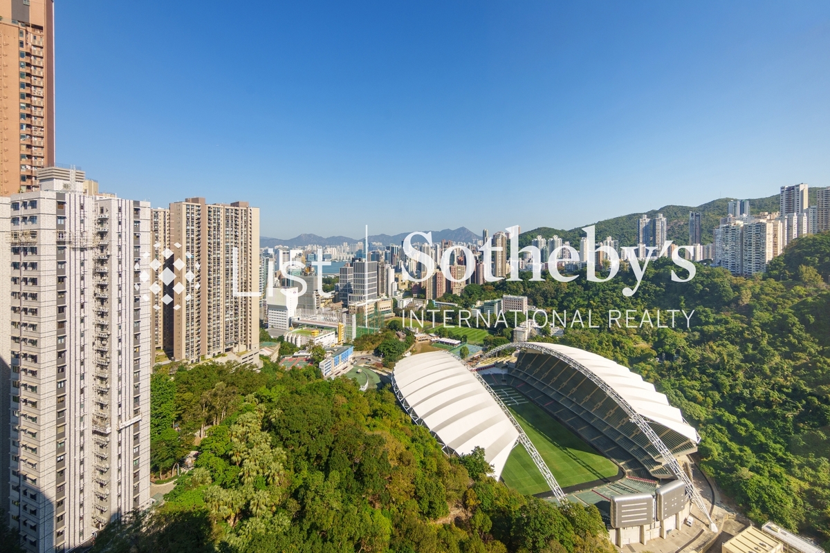 Villa Lotto 樂陶苑 | View from Living and Dining Room